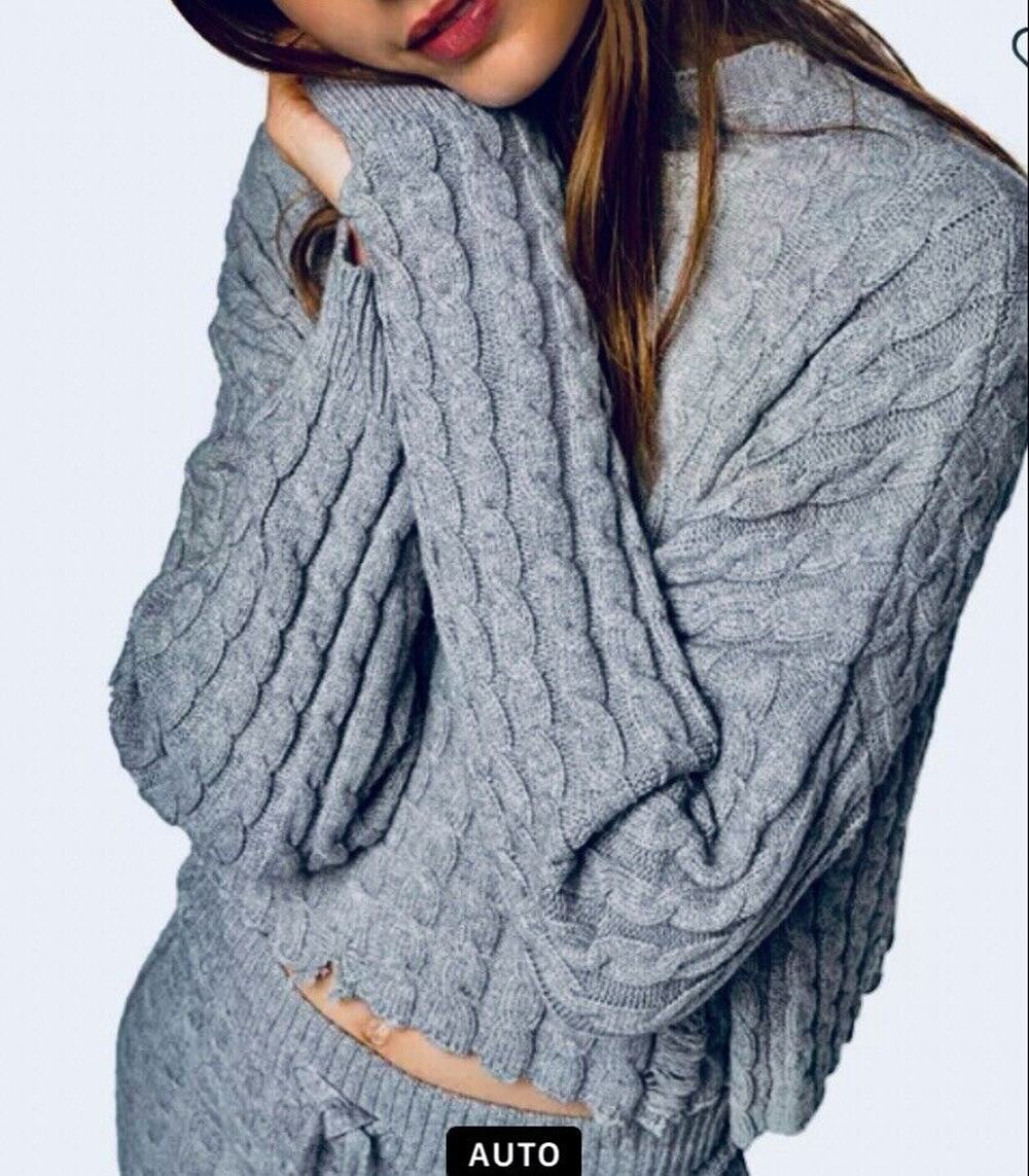 PINKO Cable Knit Cropped Sweater Blue Gray S see photo for measurements